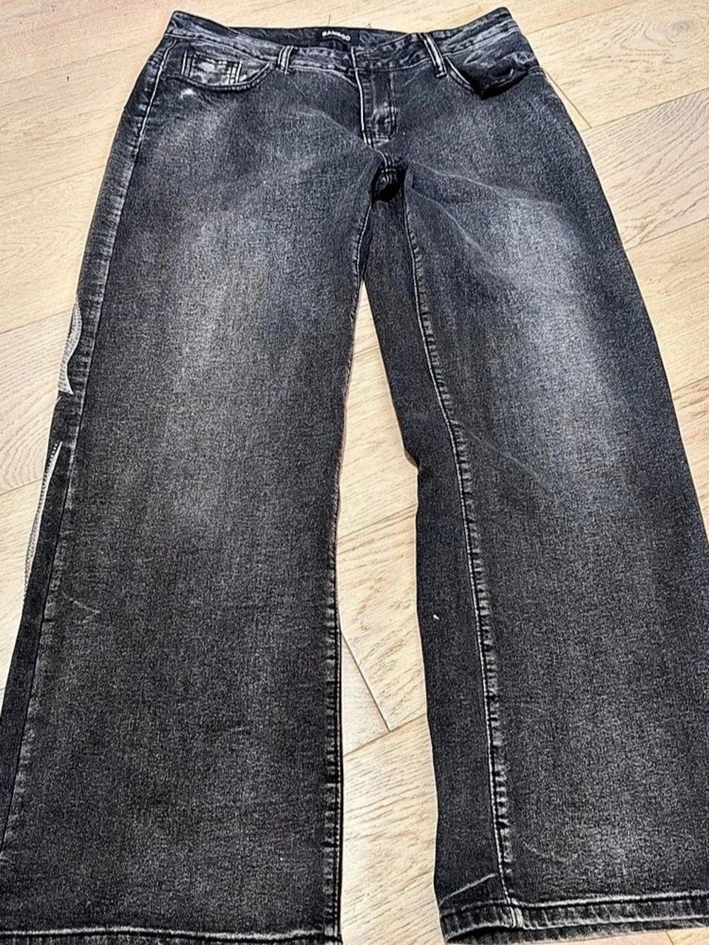 Rhinestone design Black low rise Decorative baggy jeans